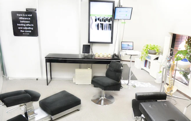 WellinnateLife CHIROPRACTIC （ウェルイネイトライフ カイロプラクティック）